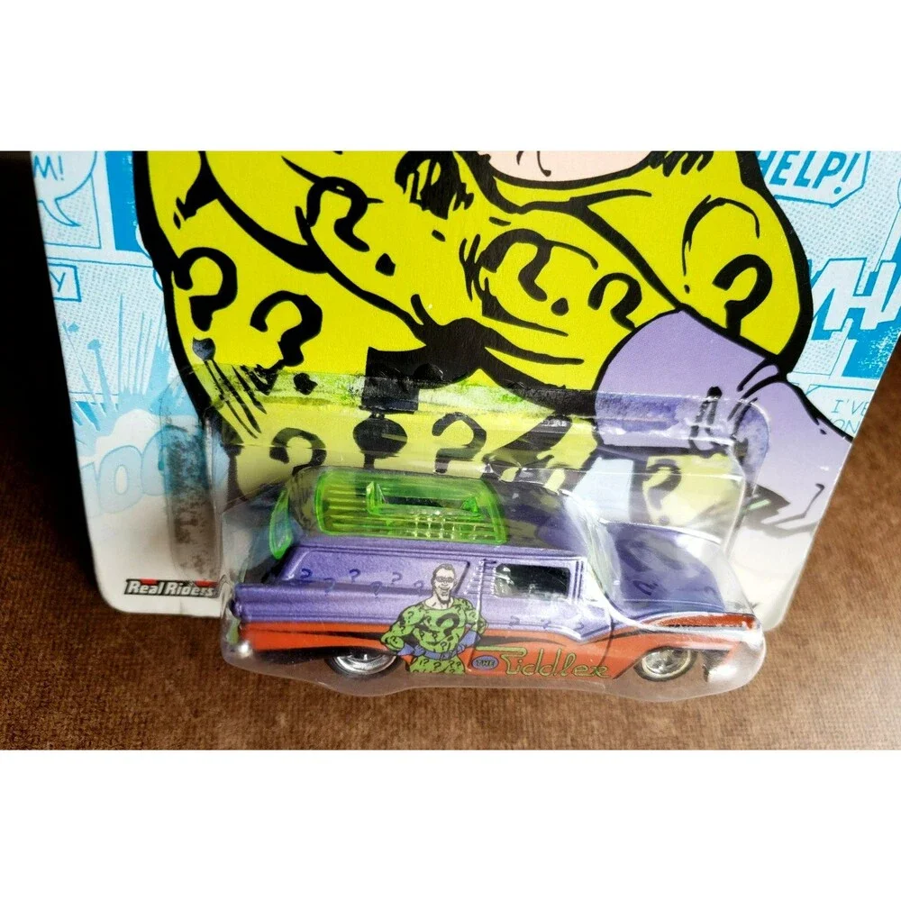 2012 Hot Wheels 8 CREATE DELIVERY Purple NOSTALGIC BRANDS DC COMICS REAL RIDERS!